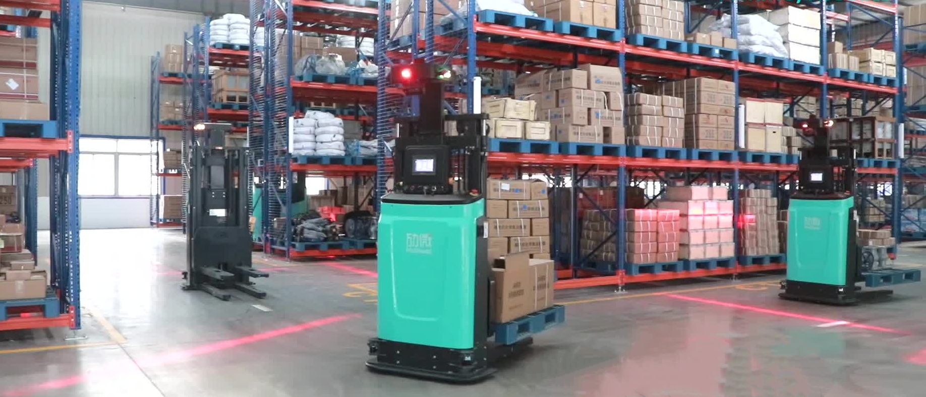 Multiwy Robotics cooperates with a super large chemical enterprise to enable intelligent warehouse upgrade with robot product technology